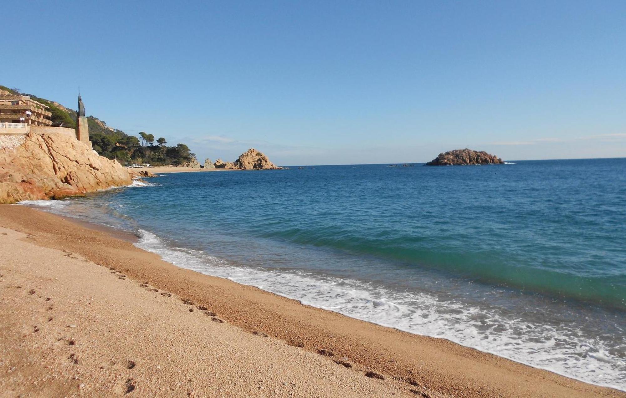 Stunning Apartment In Tossa De Mar With Wifi Eksteriør billede